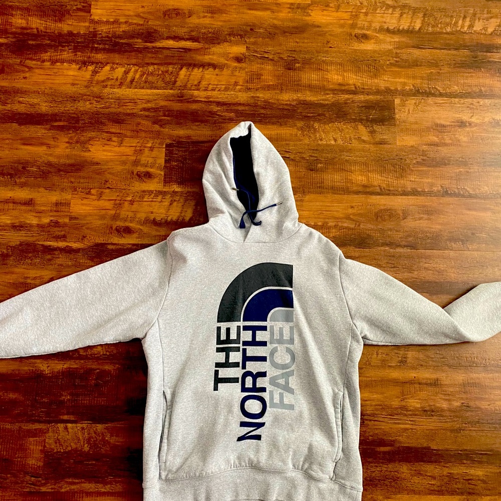 Northface hoodie size L